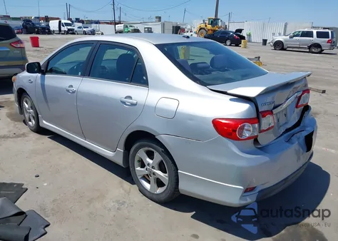 2011 Toyota Corolla S z USA, uszkodzony, nr VIN 2T1BU4EE1BC746152